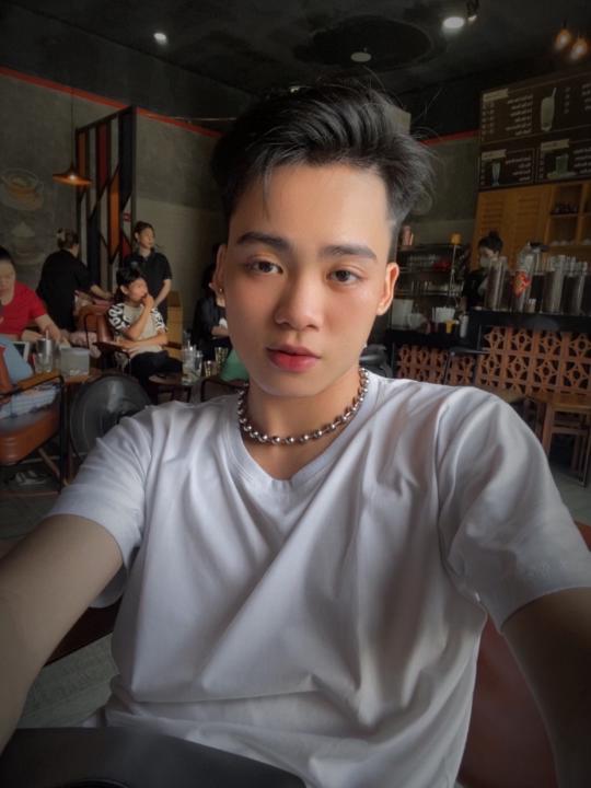 Tạ Quang Việt