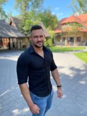 Ádám Krakkó