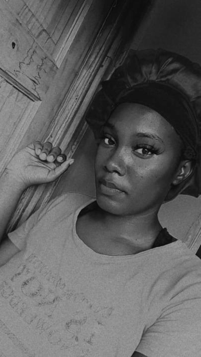 Shanoya Downer