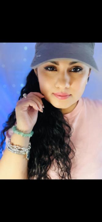 Silvia Valles