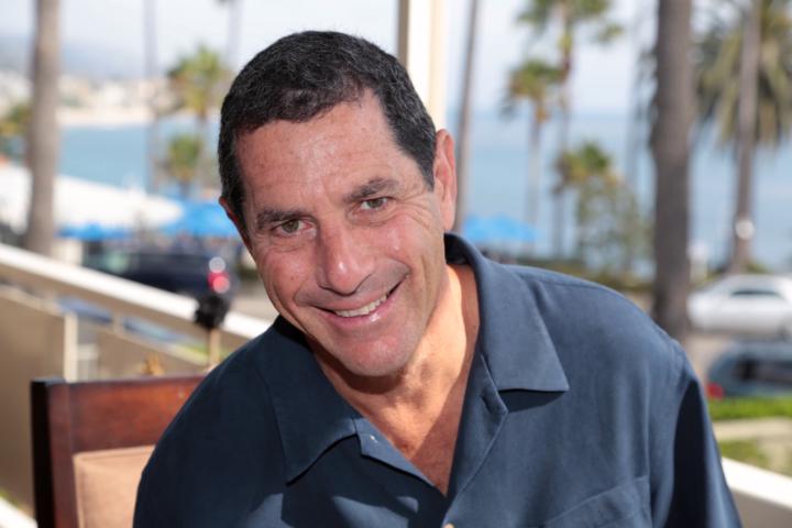 Steve Lewis