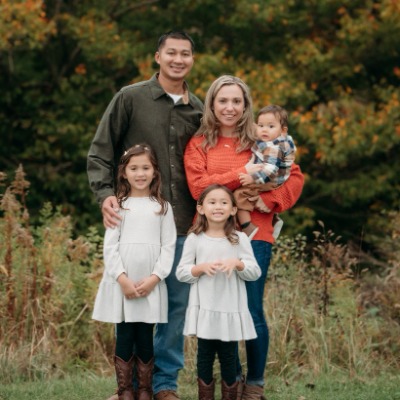 Randi and Jeffrey Dauoheuang