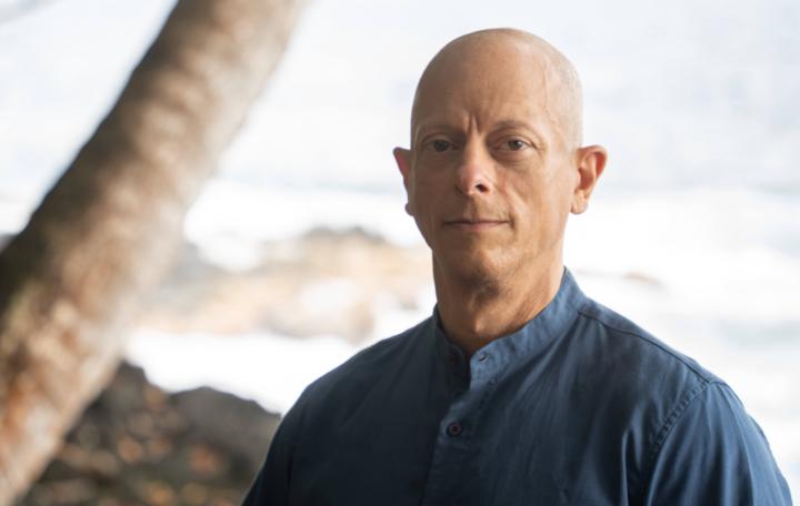 Author Pic Pick