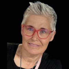 Crystal Middleton-Lunn