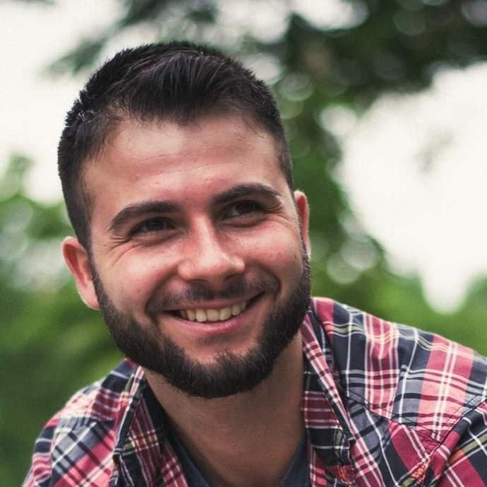 Николай Стоев