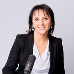 Lisa Dewar-Vanderkwaak