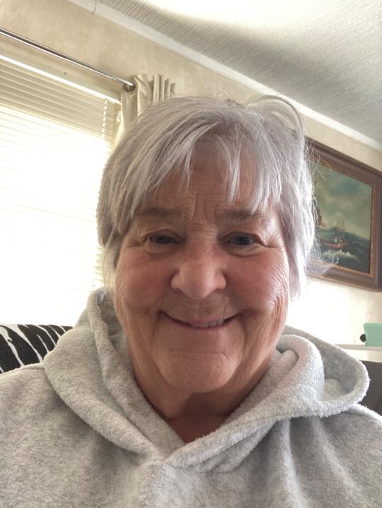 Linda Cartledge