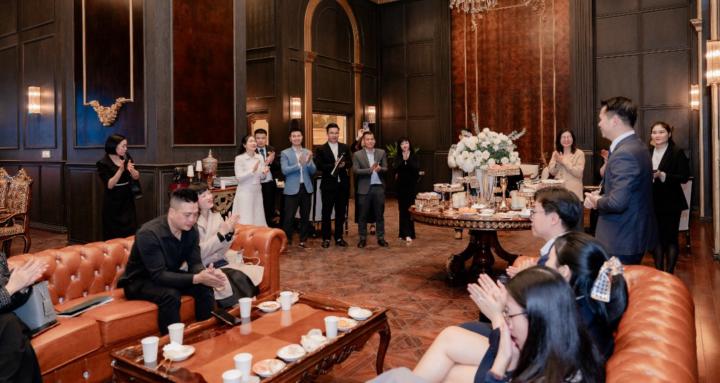 Nhà Môi Giới Thế Hệ Mới