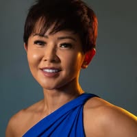 Julia Lee