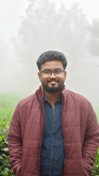 Dhanabal N