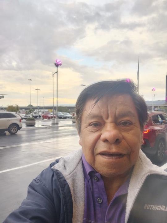 Pedro Flores