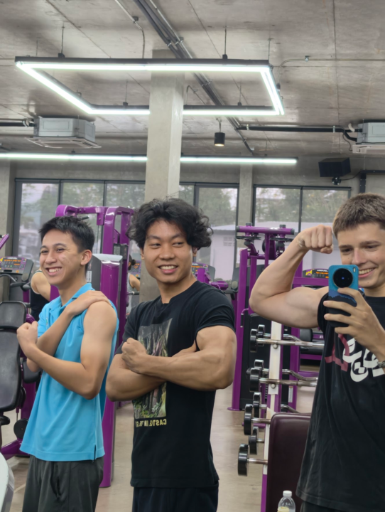 Do YOU have friends who workout?