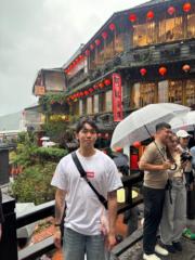 Damon Hui