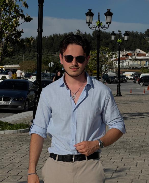 Alex Dimitrov