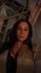 Nikki B