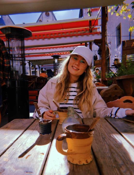 Leonie De Wulf