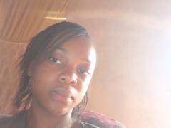 Magnni Carelle officielle