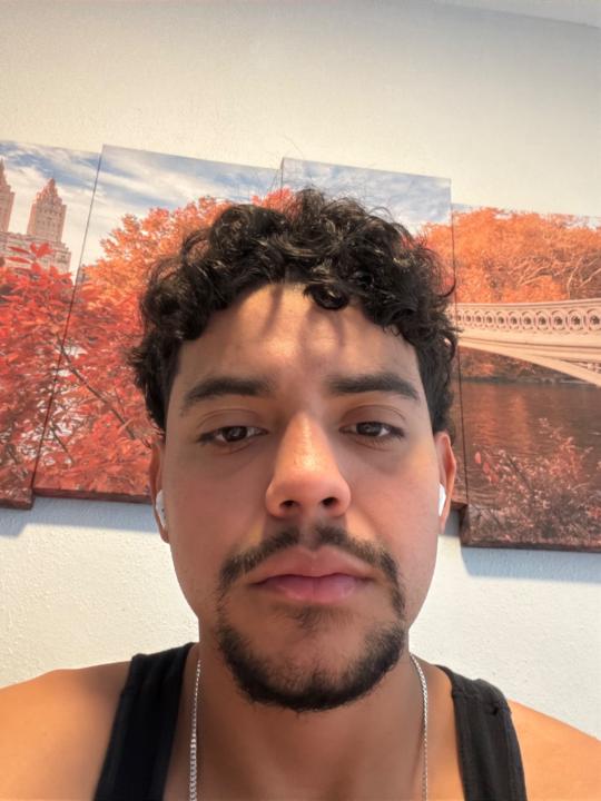 Axel Valdez