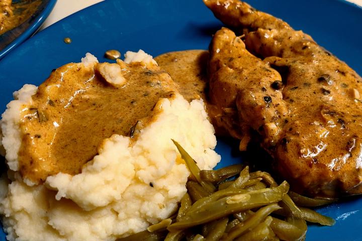 Cooking: Crispy Chicken in Creamy Garlic Parmesan Sauce