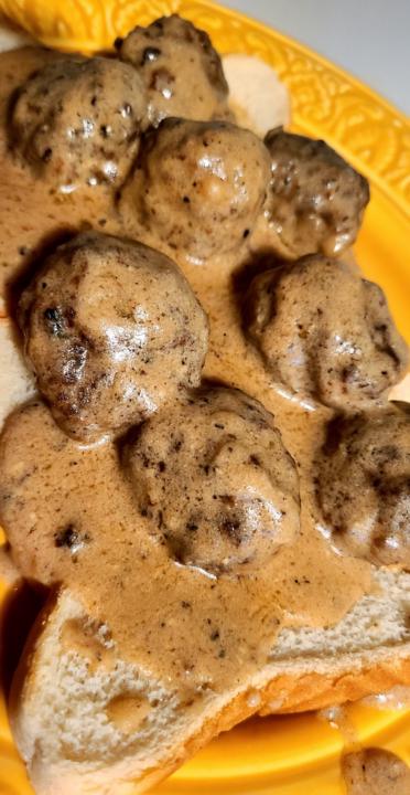 Cooking: Swedish Meatballs