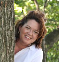 Fiona MacNeil