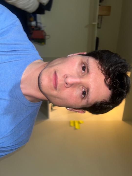 Michael De Santiago