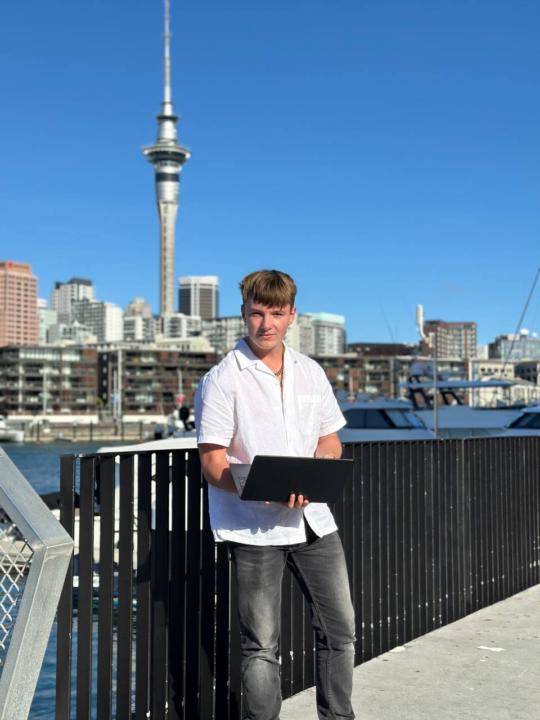 The 5-Minute Morning Routine That Makes Business EASY