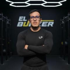 Leo Pezzia León