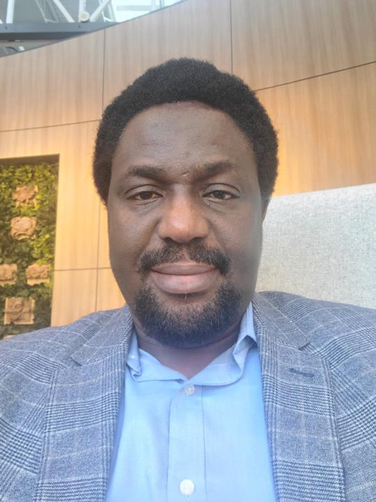 Victor Oluwole