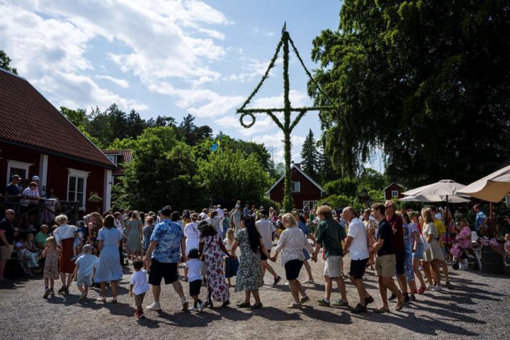 Why Swedes Seem Cold and Distant – A Cultural Explanation