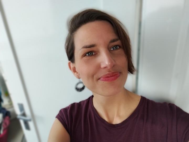 Angela Holst