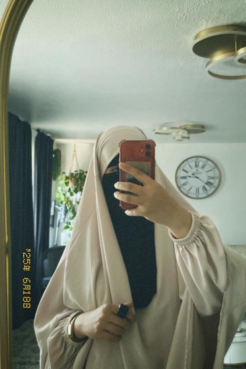 Denee Hussain