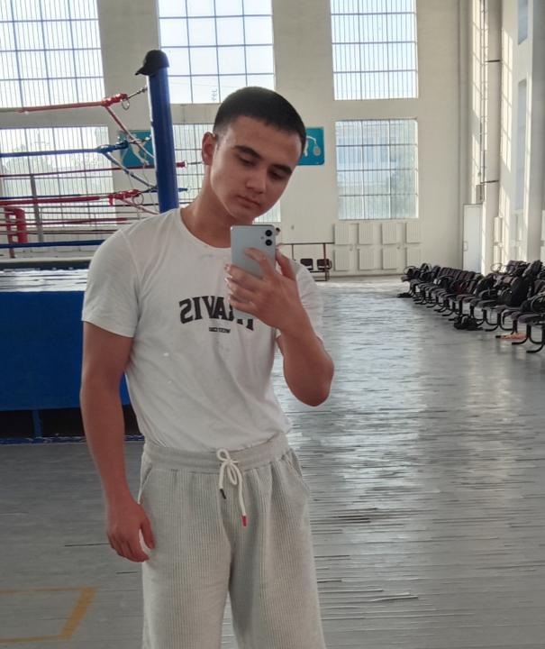 Gayrat Ovezov