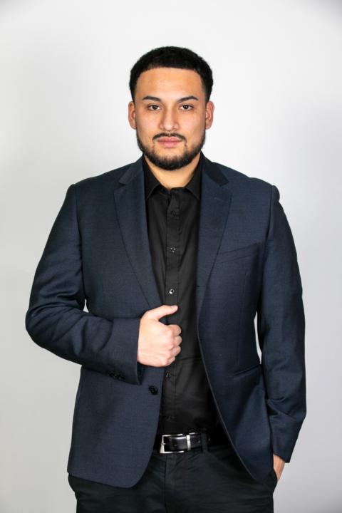 Carlos Leal