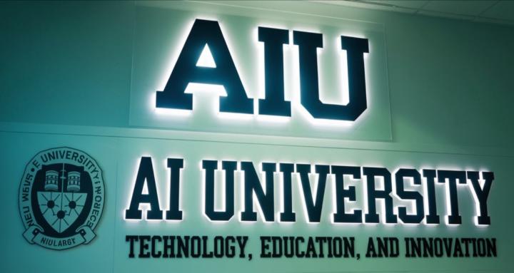 AI University (AIU)