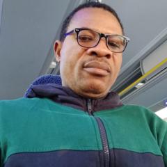 Akinjide S Akinyemi