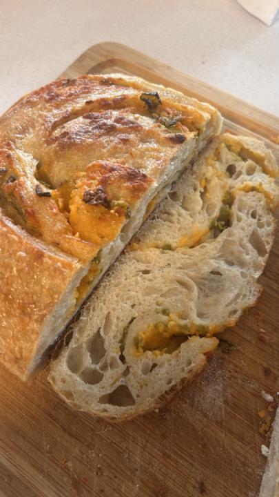 Jalapeño Cheddar Swirl
