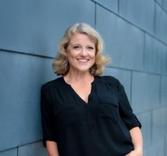 Lesley Campbell