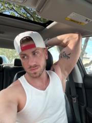 Travis Riddle