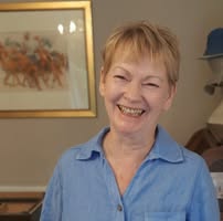 Linda Graves