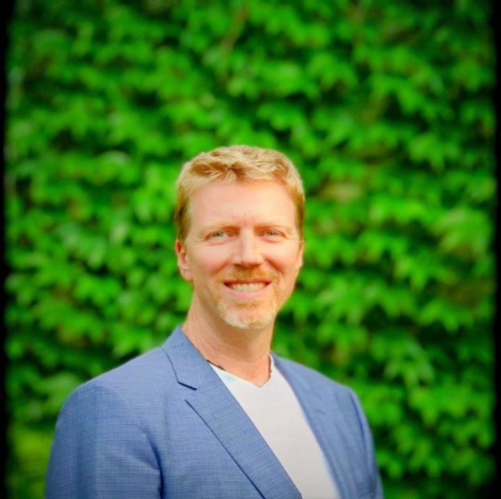 Tom Petersil