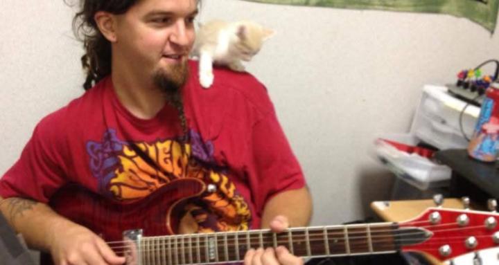 Free guitar lessons!