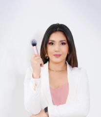 Cynthia Álvarez