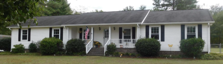  Columbia, SC  -  3b2b w/ pool - $275,000