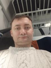 Tomasz Mirelevendel