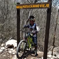 Hugo Itza cach