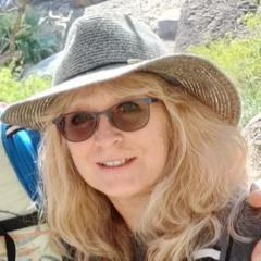 Lynn Rhoades