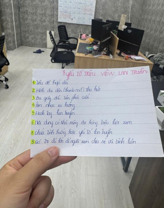 Cứ học thuộc 8 yếu tố triệu view này nhé