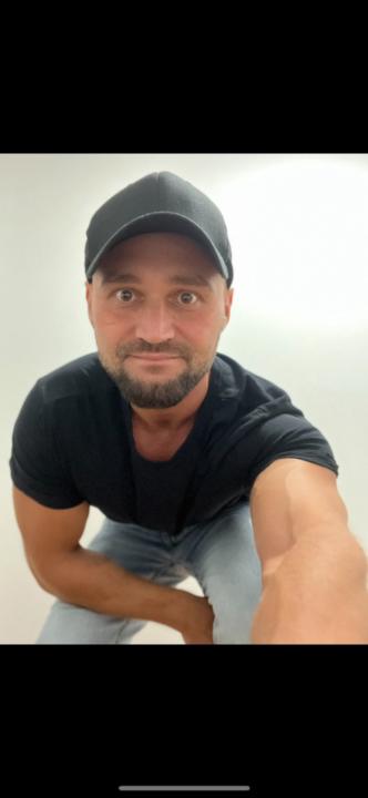 Erik Bensak
