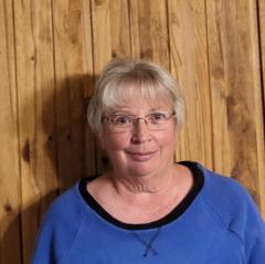 Deb Staples